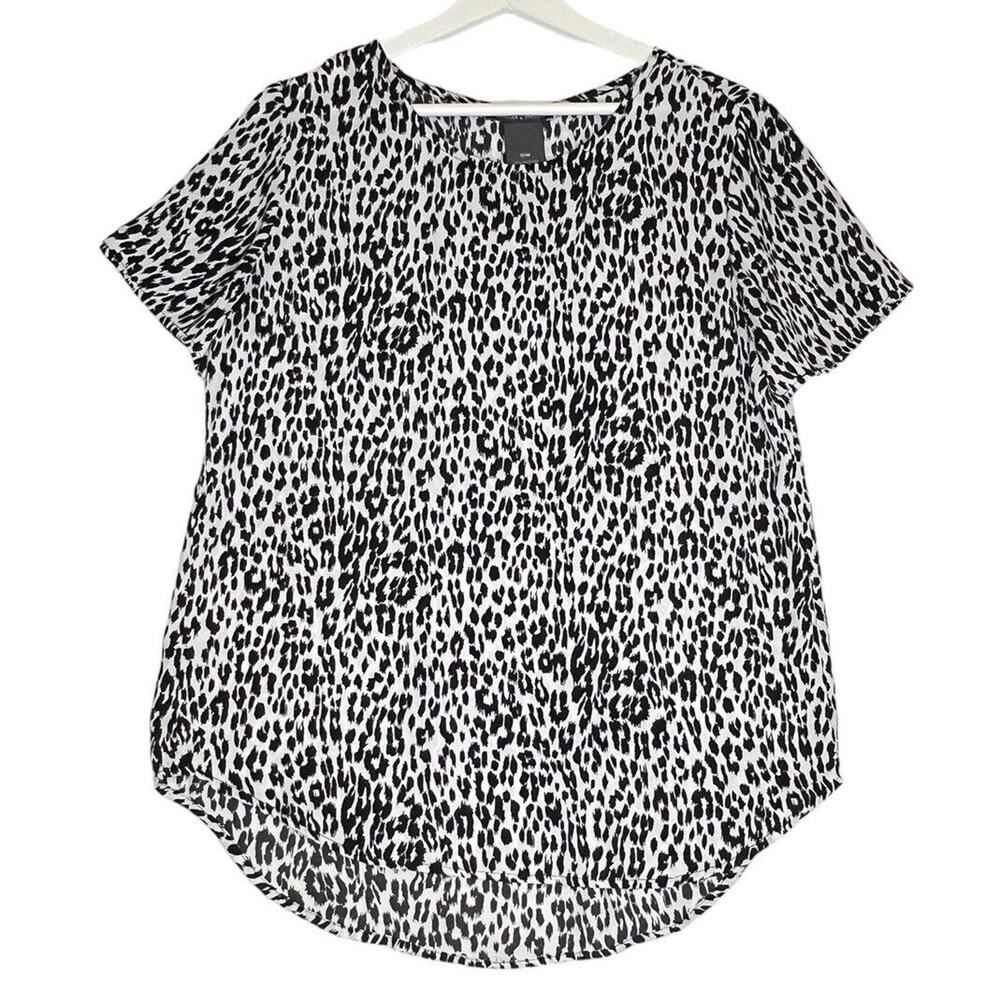 Chelsea & Theodore Leopard White Black Blouse Short Sleeves Scoop Neck Sz M